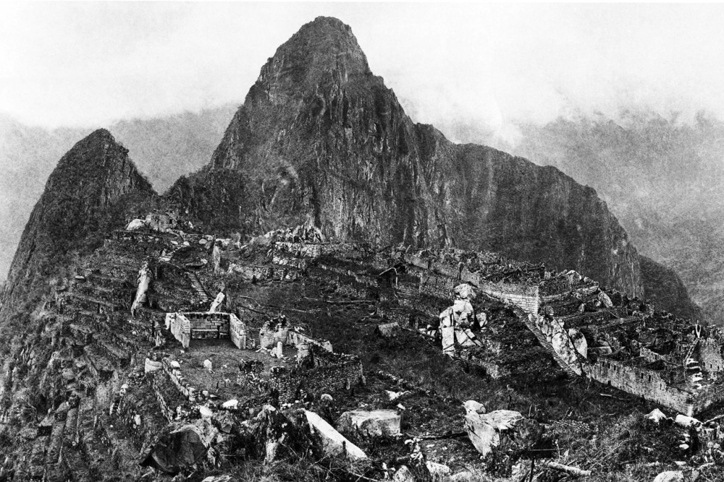 Uma das primeiras fotos de Machu Picchu